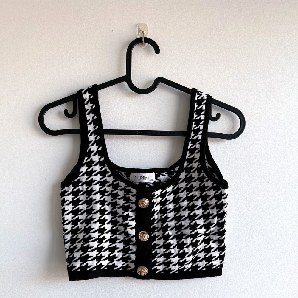 S/M crop top!